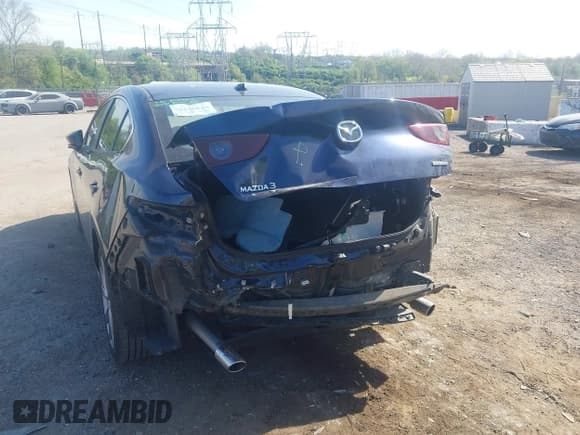 ✅ 2019 Mazda 3 Preferred • VIN: 3MZBPADL5KM107878 • Лот: 42101982. Опубликован ранее на IAAI с пробегом 26 495 миль. Бесплатный доступ к архиву аукционных продаж из США и подробный отчёт об истории автомобиля на DreamBid. Изображение 6.
