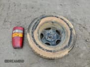 ✅ 1999 Chevrolet Silverado 1500 • VIN: 1GCEC14VXXZ180280 • Лот: 71830104. Опубликован ранее на Copart с пробегом Не указан. Бесплатный доступ к архиву аукционных продаж из США и подробный отчёт об истории автомобиля на DreamBid. Изображение 14.