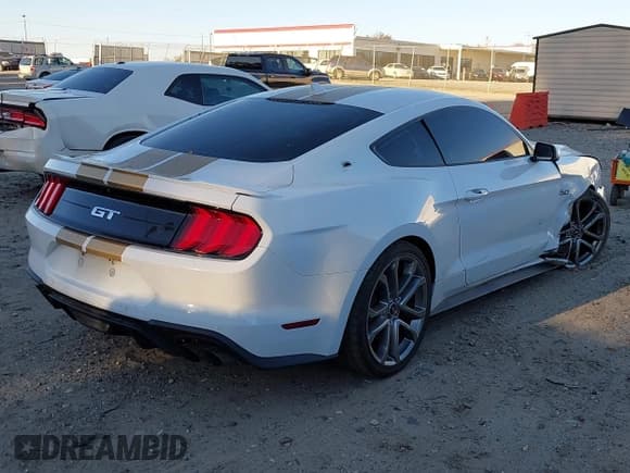 ✅ 2021 Ford Mustang GT • VIN: 1FA6P8CF6M5152528 • Lot: 41040268. Listed on IAAI with 49,739 mi. Free auction sales archive from the USA and detailed vehicle history report at DreamBid. Image 4.