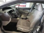 ✅ 2012 Honda Civic LX • VIN: 19XFB2F50CE024359 • Лот: 66229595. Опубликован ранее на Copart с пробегом 160 285 миль. Бесплатный доступ к архиву аукционных продаж из США и подробный отчёт об истории автомобиля на DreamBid. Изображение 7.