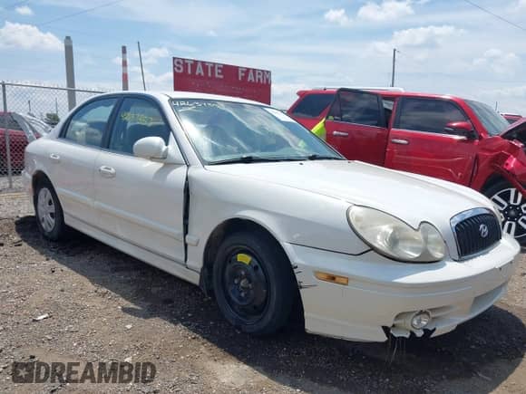 2004 Hyundai Sonata with VIN KMHWF25HX4A991545, listed as a IAAI auction lot 42637357 with 132,665 mi miles and . Bid and sale history available at DreamBid. Image 6.