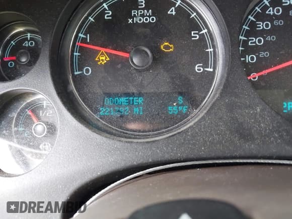 ✅ 2009 Chevrolet Silverado 1500 LTZ • VIN: 3GCEK33M19G184504 • Lot: 43102843. Listed on IAAI with 237,000 mi. Free auction sales archive from the USA and detailed vehicle history report at DreamBid. Image 7.