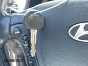 ✅ 2008 Hyundai Santa Fe SE • VIN: 5NMSH73E68H170702 • Lot: 43166732. Wystawiony na IAAI z przebiegiem 166 146 mil. Bezpłatny archiwum sprzedaży aukcyjnych z USA i szczegółowy raport historii pojazdu na DreamBid. Zdjęcie 11.