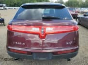 ✅ 2019 Lincoln MKT Reserve • VIN: 2LMHJ5AT2KBL00484 • Лот: 70644725. Опубликован ранее на Copart с пробегом 78 471 миль. Бесплатный доступ к архиву аукционных продаж из США и подробный отчёт об истории автомобиля на DreamBid. Изображение 6.