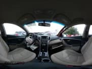 ✅ 2013 Hyundai Elantra • VIN: KMHD35LE4DU080409 • Lot: 43561044. Listed on IAAI with 39,142 mi. Free auction sales archive from the USA and detailed vehicle history report at DreamBid. Image 19.