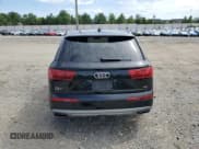 ✅ 2017 Audi Q7 • VIN: WA1LHBF72HD051665 • Lot: 61909875. Listed on Copart with 32,599 mi. Free auction sales archive from the USA and detailed vehicle history report at DreamBid. Image 6.