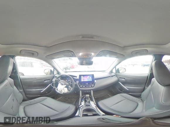 ✅ 2024 Toyota Corolla Cross XLE • VIN: 7MUDAABG9RV118725 • Лот: 91638275. Опубликован ранее на Copart с пробегом 16 895 миль. Бесплатный доступ к архиву аукционных продаж из США и подробный отчёт об истории автомобиля на DreamBid. Изображение 15.