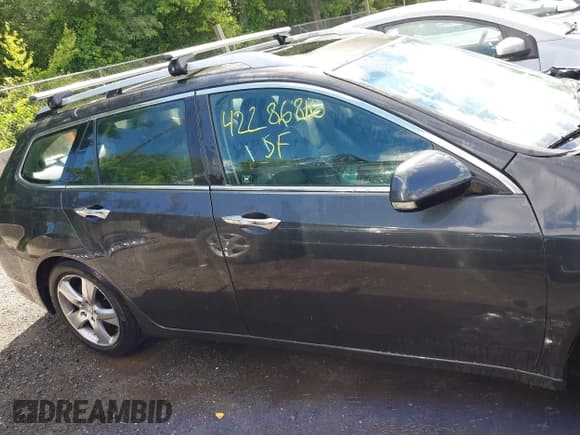 ✅ 2012 Acura TSX Technology • VIN: JH4CW2H67CC001499 • Lot: 42286816. Listed on IAAI with 144,209 mi. Free auction sales archive from the USA and detailed vehicle history report at DreamBid. Image 14.