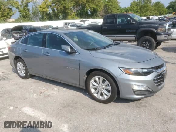 ✅ 2024 Chevrolet Malibu LT • VIN: 1G1ZD5ST2RF149996 • Lot: 69122305. Wystawiony na Copart z przebiegiem 11 036 mil. Bezpłatny archiwum sprzedaży aukcyjnych z USA i szczegółowy raport historii pojazdu na DreamBid. Zdjęcie 4.