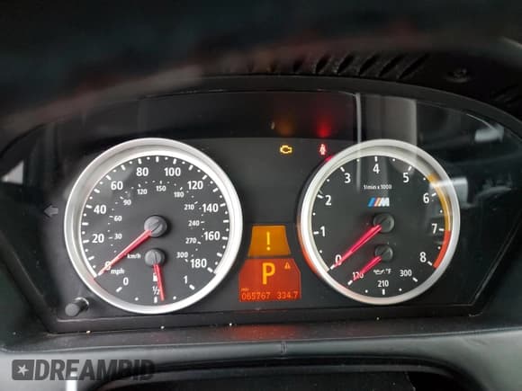 ✅ 2014 BMW X6 M • VIN: 5YMGZ0C55E0C40660 • Lot: 86108965. Wystawiony na Copart z przebiegiem 65 767 mil. Bezpłatny archiwum sprzedaży aukcyjnych z USA i szczegółowy raport historii pojazdu na DreamBid. Zdjęcie 9.