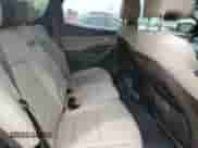 ✅ 2018 Hyundai Santa Fe 2.4L • VIN: 5XYZU3LBXJG513004 • Lot: 49358523. Wystawiony na Copart z przebiegiem 47 891 mil mil. Skorzystaj z bezpłatnego archiwum sprzedaży aukcyjnych z USA i zobacz szczegółowy raport historii pojazdu na DreamBid. Zdjęcie 11.