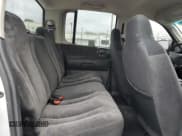 ✅ 2004 Dodge Dakota SLT • VIN: 1D7HG48N34S774345 • Lot: 82226034. Wystawiony na Copart z przebiegiem 177 733 mil. Bezpłatny archiwum sprzedaży aukcyjnych z USA i szczegółowy raport historii pojazdu na DreamBid. Zdjęcie 10.