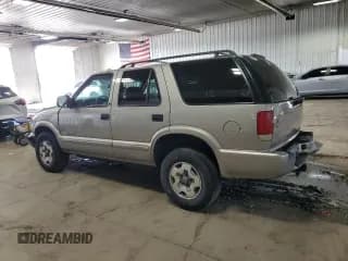 ✅ 2002 Chevrolet Blazer LS • VIN: 1GNDT13W42K189958 • Lot: 65765625. Wystawiony na Copart z przebiegiem Nie podano. Bezpłatny archiwum sprzedaży aukcyjnych z USA i szczegółowy raport historii pojazdu na DreamBid. Zdjęcie 2.