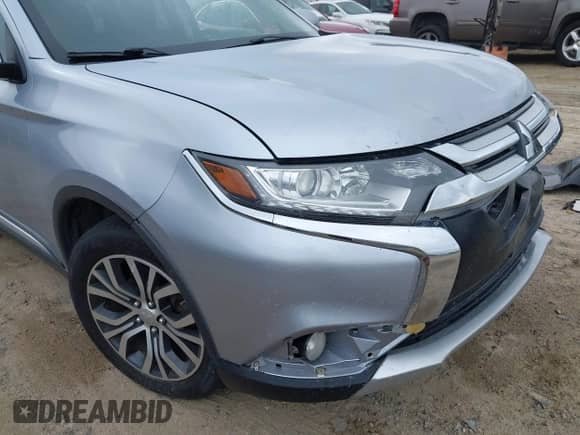 2016 Mitsubishi Outlander SE with VIN JA4AD3A35GZ005763, listed as a IAAI auction lot 42892229 with 222,088 mi miles and . Bid and sale history available at DreamBid. Image 15.