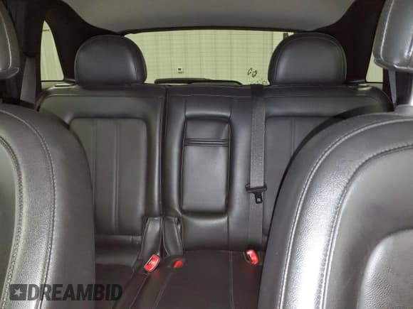 ✅ 2012 Chevrolet Captiva Sport LT • VIN: 3GNAL3E58CS527094 • Lot: 43129555. Wystawiony na Copart z przebiegiem 140 901 mil. Bezpłatny archiwum sprzedaży aukcyjnych z USA i szczegółowy raport historii pojazdu na DreamBid. Zdjęcie 10.