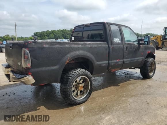 ✅ 1999 Ford F-350 XL • VIN: 1FTSX31F8XEA99107 • Лот: 65065665. Опубликован ранее на Copart с пробегом 250 725 миль. Бесплатный доступ к архиву аукционных продаж из США и подробный отчёт об истории автомобиля на DreamBid. Изображение 3.