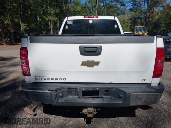 ✅ 2009 Chevrolet Silverado 2500HD LT • VIN: 1GCHK53KX9F183182 • Лот: 43470161. Опубликован ранее на IAAI с пробегом 117 211 миль. Бесплатный доступ к архиву аукционных продаж из США и подробный отчёт об истории автомобиля на DreamBid. Изображение 16.