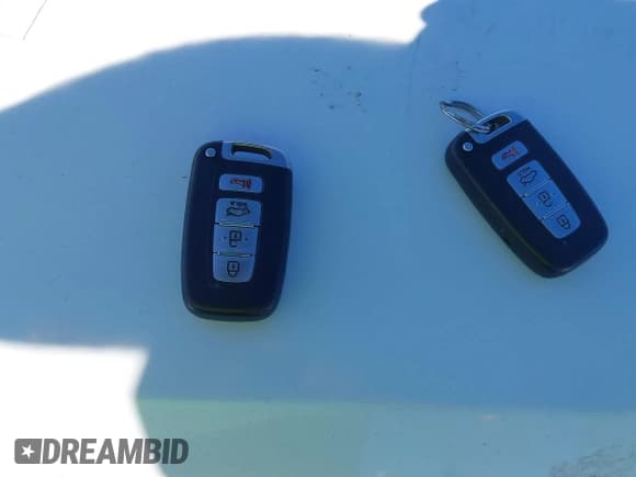 ✅ 2013 Kia Optima SX • VIN: 5XXGR4A66DG208323 • Лот: 43703537. Опубликован ранее на IAAI с пробегом 247 509 миль. Бесплатный доступ к архиву аукционных продаж из США и подробный отчёт об истории автомобиля на DreamBid. Изображение 11.