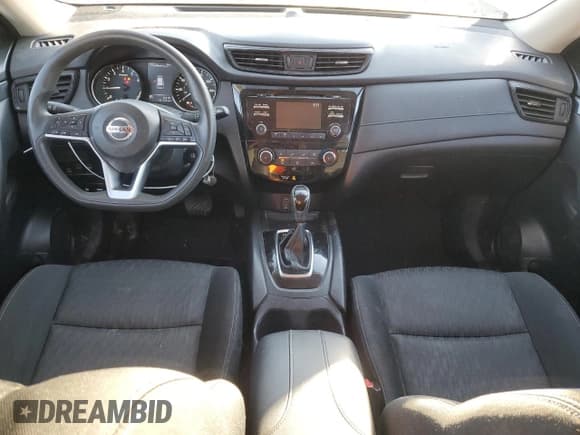 ✅ 2017 Nissan Rogue SV • VIN: KNMAT2MV8HP563474 • Lot: 84930075. Wystawiony na Copart z przebiegiem 101 225 mil. Bezpłatny archiwum sprzedaży aukcyjnych z USA i szczegółowy raport historii pojazdu na DreamBid. Zdjęcie 8.