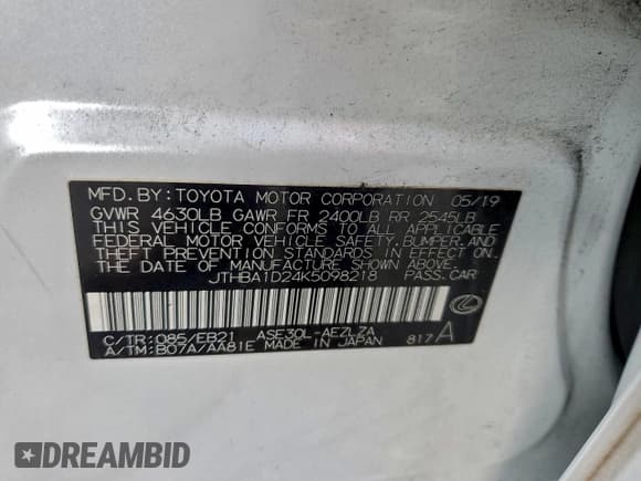 ✅ 2019 Lexus IS 300 • VIN: JTHBA1D24K5098218 • Лот: 91318645. Опубликован ранее на Copart с пробегом 61 957 миль. Бесплатный доступ к архиву аукционных продаж из США и подробный отчёт об истории автомобиля на DreamBid. Изображение 12.