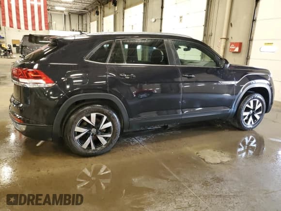 ✅ 2023 Volkswagen Atlas SE • VIN: 1V2LC2CA3PC219255 • Lot: 59729025. Listed on Copart with 23,902 mi. Free auction sales archive from the USA and detailed vehicle history report at DreamBid. Image 3.