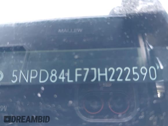 ✅ 2018 Hyundai Elantra Limited • VIN: 5NPD84LF7JH222590 • Lot: 42886347. Listed on IAAI with 137,600 mi. Free auction sales archive from the USA and detailed vehicle history report at DreamBid. Image 17.