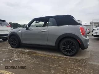 ✅ 2016 MINI Convertible S • VIN: WMWWG9C51G3A91872 • Lot: 74070914. Listed on Copart with Not provided. Free auction sales archive from the USA and detailed vehicle history report at DreamBid. Image 2.