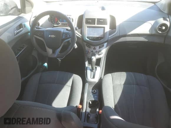 ✅ 2016 Chevrolet Sonic LT • VIN: 1G1JC5SH3G4153253 • Лот: 76940704. Размещён на Copart с пробегом 164 515 миль миль. Получите бесплатный доступ к архиву аукционных продаж из США и посмотрите подробный отчёт об истории автомобиля на DreamBid. Изображение 8.