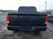 ✅ 2015 Ram 1500 Express • VIN: 3C6RR7KT2FG647704 • Lot: 81140635. Wystawiony na Copart z przebiegiem 142 331 mil. Bezpłatny archiwum sprzedaży aukcyjnych z USA i szczegółowy raport historii pojazdu na DreamBid. Zdjęcie 6.