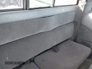 ✅ 2000 Dodge Dakota • VIN: 1B7GL22X5YS662653 • Lot: 41297493. Wystawiony na IAAI z przebiegiem 260 328 mil. Bezpłatny archiwum sprzedaży aukcyjnych z USA i szczegółowy raport historii pojazdu na DreamBid. Zdjęcie 8.