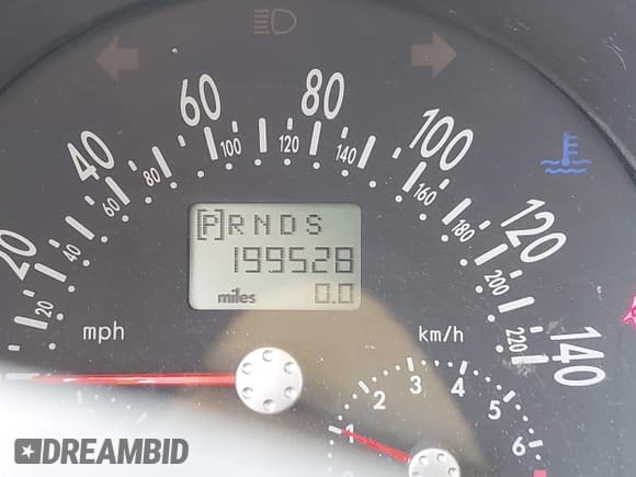 ✅ 2005 Volkswagen Beetle GLS • VIN: 3VWCK31C65M413138 • Лот: 43155482. Опубликован ранее на IAAI с пробегом 199 528 миль. Бесплатный доступ к архиву аукционных продаж из США и подробный отчёт об истории автомобиля на DreamBid. Изображение 7.