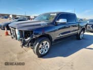 ✅ 2019 Ram 1500 Longhorn • VIN: 1C6SRFKT6KN839513 • Лот: 90738385. Опубликован ранее на Copart с пробегом 135 260 миль. Бесплатный доступ к архиву аукционных продаж из США и подробный отчёт об истории автомобиля на DreamBid. Изображение 1.