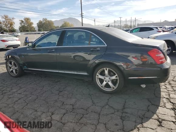 ✅ 2012 Mercedes-Benz S S 350 BlueTEC • VIN: WDDNG8DB9CA432733 • Lot: 82807424. Wystawiony na Copart z przebiegiem 123 532 mil. Bezpłatny archiwum sprzedaży aukcyjnych z USA i szczegółowy raport historii pojazdu na DreamBid. Zdjęcie 2.