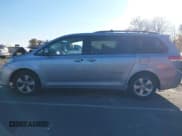 ✅ 2014 Toyota Sienna LE • VIN: 5TDKK3DC4ES470903 • Lot: 43542720. Listed on IAAI with 228,686 mi. Free auction sales archive from the USA and detailed vehicle history report at DreamBid. Image 14.