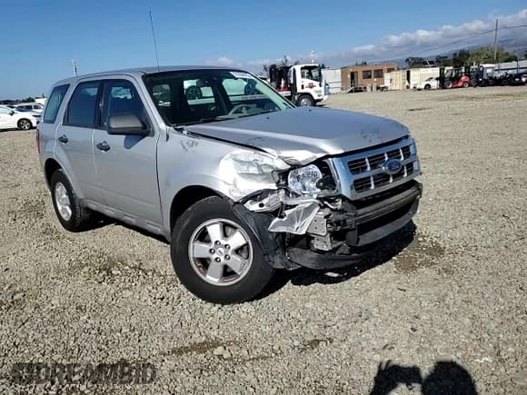 ✅ 2009 Ford Escape XLS • VIN: 1FMCU02749KB40030 • Lot: 91809815. Listed on Copart with 161,697 mi. Free auction sales archive from the USA and detailed vehicle history report at DreamBid. Image 15.