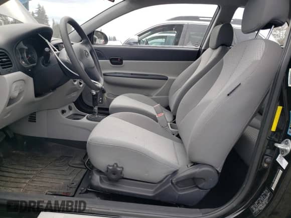 2009 Hyundai Accent Auto GS с VIN KMHCM36CX9U118076, выставлен на аукционе Copart как лот 75761774 с пробегом 12 402 миль миль и Списание • Salvage title. История ставок и продаж доступна на DreamBid. Изображение 7.