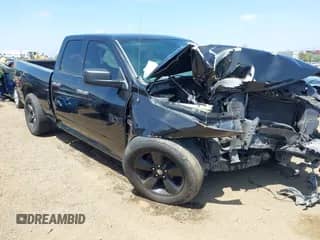 2018 Ram 1500 Tradesman z VIN 1C6RR6FTXJS100752, wystawiony jako IAAI lot #42283635 z przebiegiem 91 347 mil mil oraz . Historia ofert i sprzedaży dostępna na DreamBid. Obrazek 1.