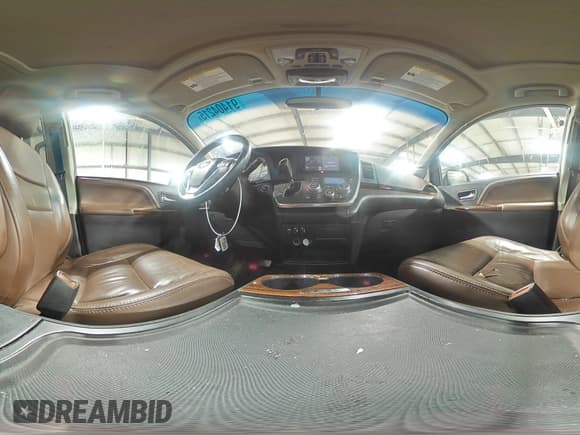 ✅ 2016 Toyota Sienna XLE • VIN: 5TDYK3DC7GS740798 • Лот: 91404215. Опубликован ранее на Copart с пробегом 183 311 миль. Бесплатный доступ к архиву аукционных продаж из США и подробный отчёт об истории автомобиля на DreamBid. Изображение 15.