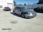 ✅ 2012 Chrysler 200 Touring • VIN: 1C3CCBBB3CN117615 • Lot: 93116135. Wystawiony na Copart z przebiegiem 208 614 mil. Bezpłatny archiwum sprzedaży aukcyjnych z USA i szczegółowy raport historii pojazdu na DreamBid. Zdjęcie 13.