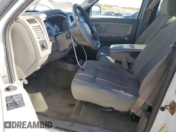 2006 Dodge Dakota SLT with VIN 1D7HW42K86S609668, listed as a Copart auction lot 80587354 with 238,688 mi miles and Salvage title. Bid and sale history available at DreamBid. Image 8.