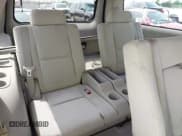 ✅ 2007 Chevrolet Suburban LTZ • VIN: 3GNFC16077G190746 • Lot: 42081256. Listed on IAAI with 225,797 mi. Free auction sales archive from the USA and detailed vehicle history report at DreamBid. Image 18.