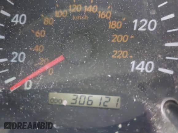 2004 Toyota Highlander z VIN JTEGD21AX40085842, wystawiony jako IAAI lot #43026363 z przebiegiem 306 121 mil mil oraz . Historia ofert i sprzedaży dostępna na DreamBid. Obrazek 7.