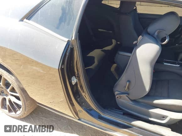 2010 Dodge Challenger SE with VIN 2B3CJ4DV2AH238552, listed as a IAAI auction lot 43481103 with 230,949 mi miles and . Bid and sale history available at DreamBid. Image 8.