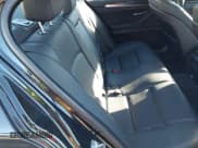 ✅ 2013 BMW 5 Series 528i xDrive • VIN: WBAXH5C57DD111829 • Lot: 43928316. Wystawiony na IAAI z przebiegiem 134 712 mil. Bezpłatny archiwum sprzedaży aukcyjnych z USA i szczegółowy raport historii pojazdu na DreamBid. Zdjęcie 8.