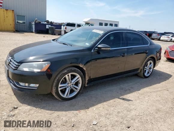 ✅ 2012 Volkswagen Passat SEL Premium • VIN: 1VWCN7A33CC060967 • Lot: 68462835. Listed on Copart with 138,859 mi. Free auction sales archive from the USA and detailed vehicle history report at DreamBid. Image 1.
