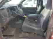 2000 Dodge Dakota Sport z VIN 1B7GG22N4YS690222, wystawiony jako Copart lot #66807314 z przebiegiem 142 377 mil mil oraz Czysty tytuł • Clean title. Historia ofert i sprzedaży dostępna na DreamBid. Obrazek 7.