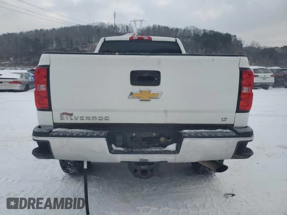 ✅ 2018 Chevrolet Silverado 2500HD LT • VIN: 1GC1KVEG1JF204581 • Lot: 88690305. Wystawiony na Copart z przebiegiem 131 127 mil. Bezpłatny archiwum sprzedaży aukcyjnych z USA i szczegółowy raport historii pojazdu na DreamBid. Zdjęcie 6.