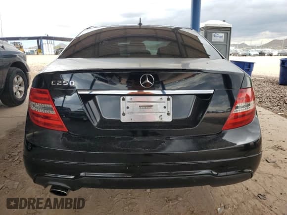 ✅ 2014 Mercedes-Benz C 250 Sport • VIN: WDDGF4HB7EG251001 • Lot: 55901995. Listed on Copart with 128,124 mi. Free auction sales archive from the USA and detailed vehicle history report at DreamBid. Image 6.