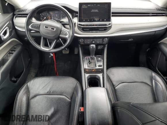 ✅ 2022 Jeep Compass Limited • VIN: 3C4NJDCB0NT105364 • Lot: 51737105. Wystawiony na Copart z przebiegiem 69 208 mil. Bezpłatny archiwum sprzedaży aukcyjnych z USA i szczegółowy raport historii pojazdu na DreamBid. Zdjęcie 8.