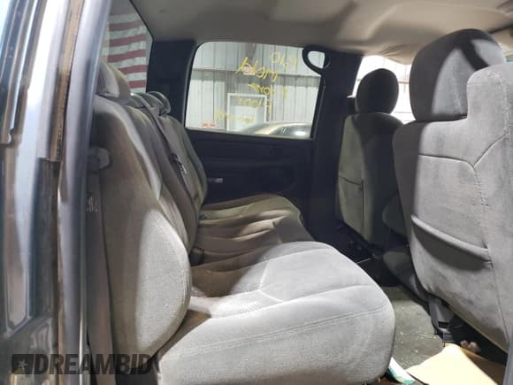 ✅ 2006 Chevrolet Silverado 1500 LT1 • VIN: 2GCEK13Z261271350 • Лот: 77764304. Опубликован ранее на Copart с пробегом 199 499 миль. Бесплатный доступ к архиву аукционных продаж из США и подробный отчёт об истории автомобиля на DreamBid. Изображение 10.